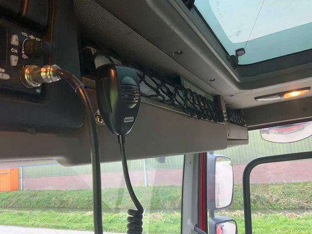 2009 ginaf x4243ts met 30 ton hyvalift haakarm en hmf 1643 z2 autolaadkraan bv-zv-63 - afbeelding 27 van  57
