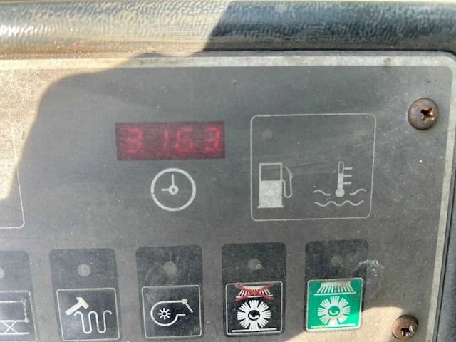 2009 hako jonas 1450v zelfrijdende veegmachine - afbeelding 13 van  16