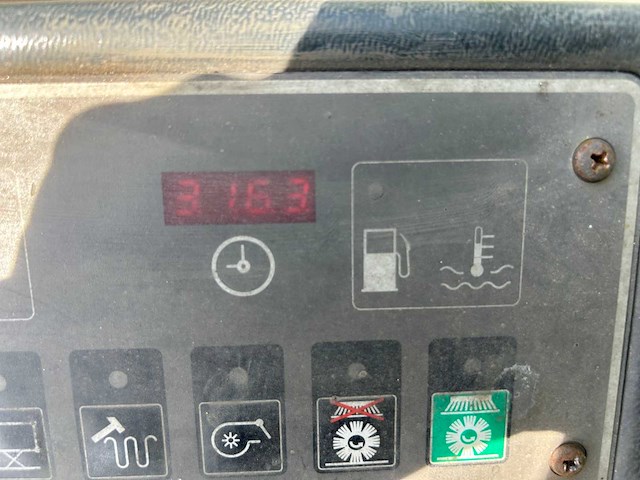 2009 hako jonas 1450v zelfrijdende veegmachine - afbeelding 2 van  15