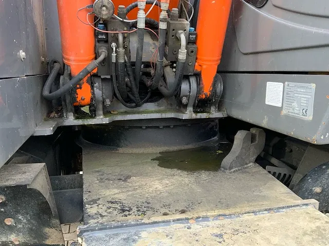 2009 hitachi zaxis 140w-3 banden graafmachine - afbeelding 4 van  45
