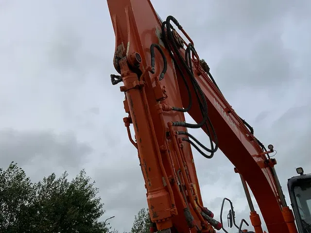 2009 hitachi zaxis 140w-3 banden graafmachine - afbeelding 10 van  45