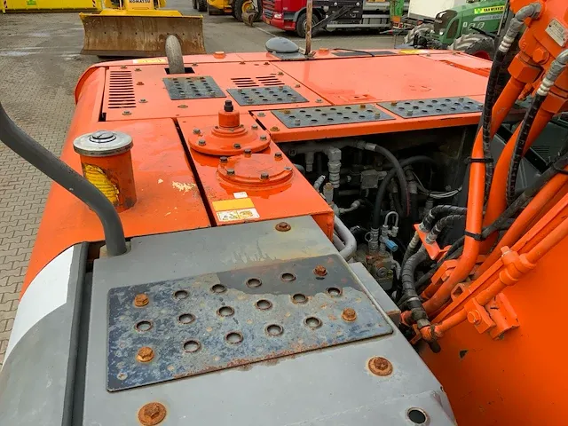 2009 hitachi zaxis 140w-3 banden graafmachine - afbeelding 25 van  45