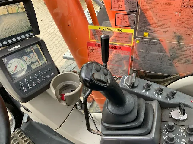 2009 hitachi zaxis 140w-3 banden graafmachine - afbeelding 35 van  45