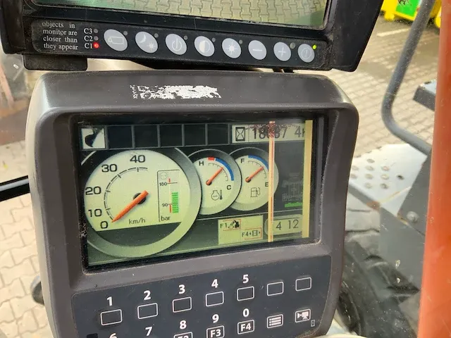 2009 hitachi zaxis 140w-3 banden graafmachine - afbeelding 37 van  45