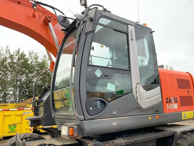 2009 hitachi zaxis 140w-3 banden graafmachine - afbeelding 44 van  45