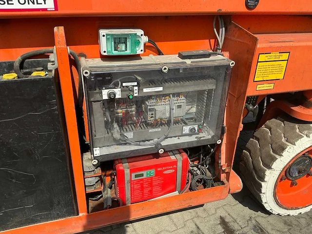 2009 holland lift n195el12 hoogwerker - afbeelding 6 van  28