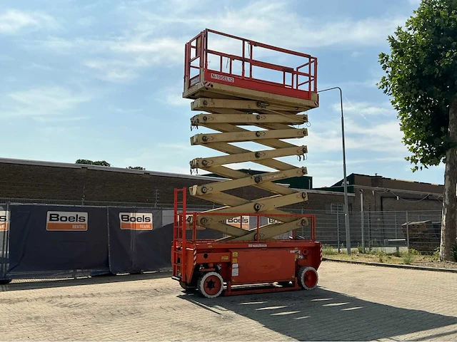2009 holland lift n195el12 hoogwerker - afbeelding 1 van  28