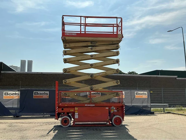 2009 holland lift n195el12 hoogwerker - afbeelding 12 van  28