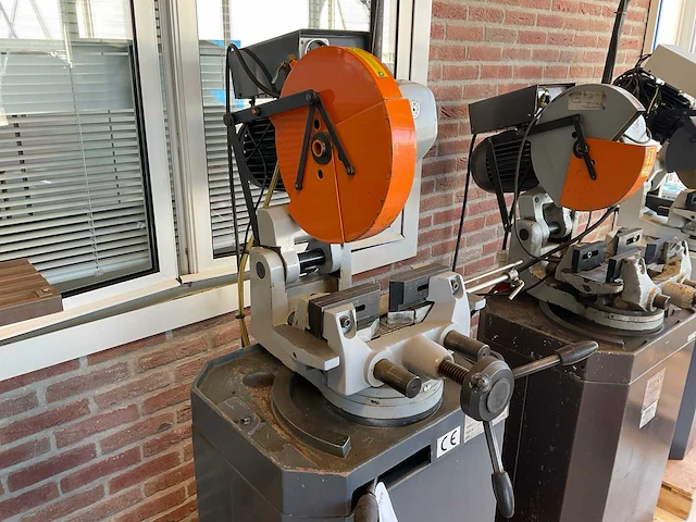 2009 huvema hu315 afkortcirkelzaagmachine - afbeelding 1 van  6