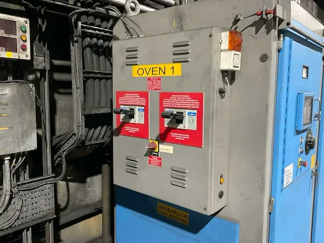 2009 inductotherm group europe 750kw pt dubbele inductie smeltende oven - afbeelding 16 van  82