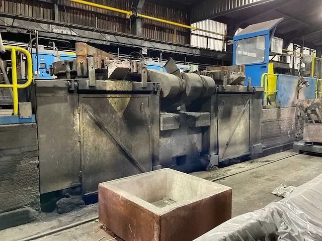 2009 inductotherm group europe 750kw pt dubbele inductie smeltende oven - afbeelding 27 van  82