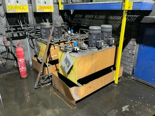 2009 inductotherm group europe 750kw pt dubbele inductie smeltende oven - afbeelding 37 van  82