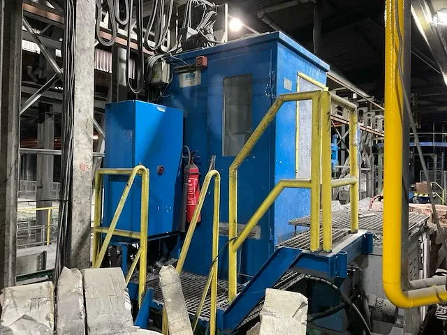 2009 inductotherm group europe 750kw pt dubbele inductie smeltende oven - afbeelding 45 van  82
