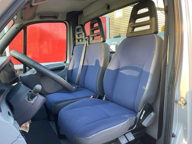 2009 iveco 40c18 d345 - 3.0 16v clixtar auto-ambulance - afbeelding 3 van  22