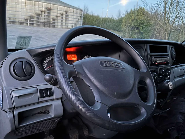 2009 iveco daily bedrijfswagen - afbeelding 2 van  13