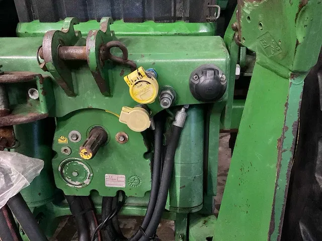 2009 john deere - 6930 - vierwielaangedreven landbouwtractor - afbeelding 3 van  27