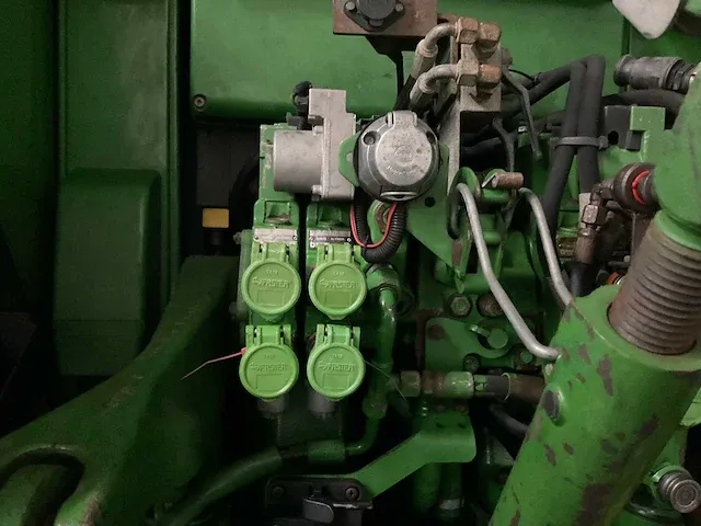 2009 john deere - 6930 - vierwielaangedreven landbouwtractor - afbeelding 6 van  27