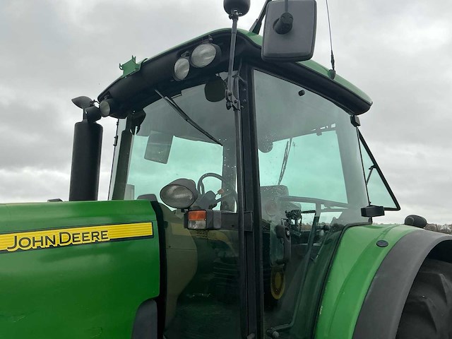 2009 john deere 8430 vierwielaangedreven landbouwtractor - afbeelding 8 van  25
