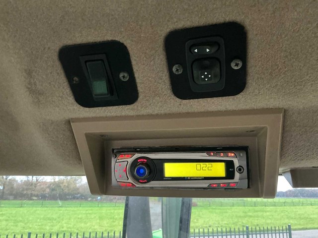 2009 john deere 8430 vierwielaangedreven landbouwtractor - afbeelding 18 van  25