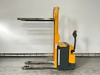 2009 jungheinrich ejd 220 stapelaar - afbeelding 7 van  12