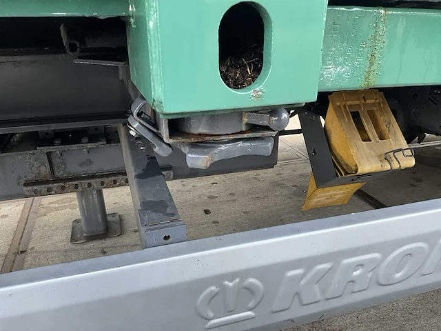 2009 krone zzw-18 middenasaanhanger met afzetbak - afbeelding 12 van  29