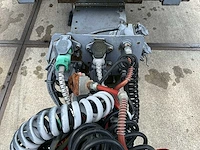 2009 krone zzw-18 middenasaanhanger met afzetbak - afbeelding 9 van  29