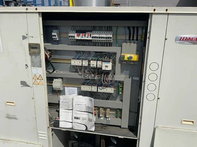 2009 lennox eac1303 sm3hn chiller - afbeelding 6 van  8