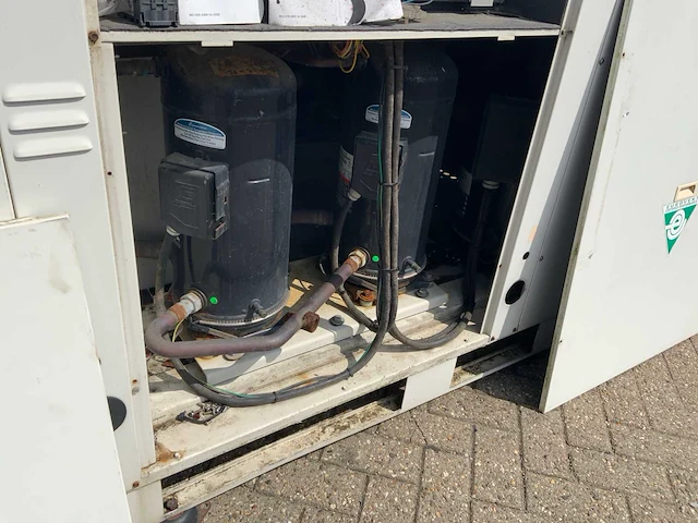 2009 lennox eac1303 sm3hn chiller - afbeelding 7 van  8