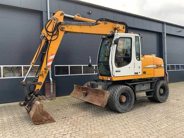 2009 liebherr a314 litronic banden graafmachine - afbeelding 1 van  53