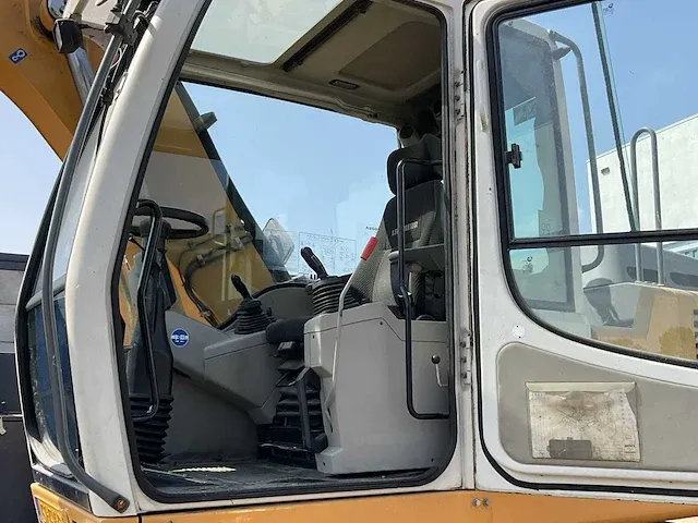 2009 liebherr a900c litronic banden graafmachine - afbeelding 13 van  27