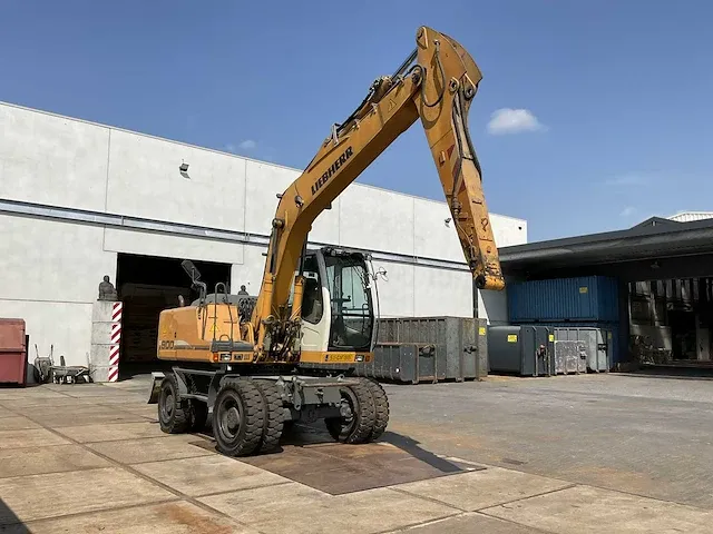 2009 liebherr a900c litronic banden graafmachine - afbeelding 22 van  27