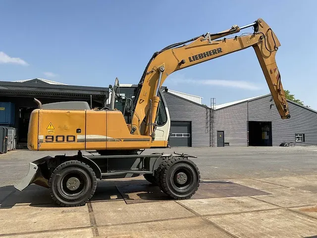 2009 liebherr a900c litronic banden graafmachine - afbeelding 23 van  27