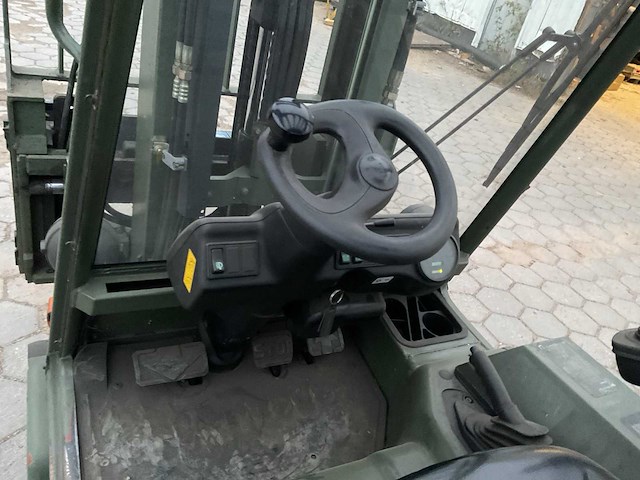 2009 linde e35 vorkheftruck - afbeelding 10 van  13