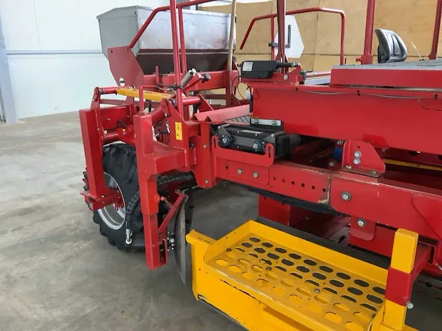 2009 m-h mp 1500/1800 multi bootplanter - afbeelding 6 van  40