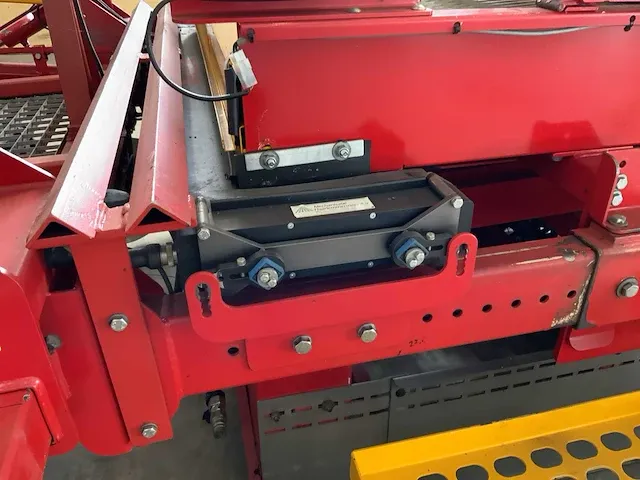 2009 m-h mp 1500/1800 multi bootplanter - afbeelding 8 van  40