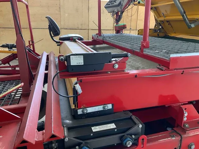 2009 m-h mp 1500/1800 multi bootplanter - afbeelding 9 van  40
