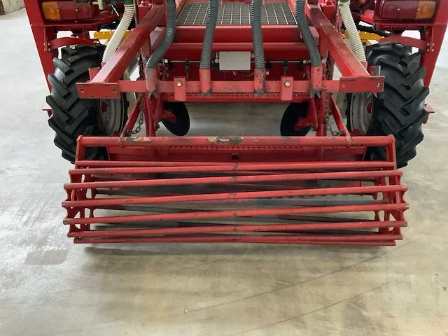 2009 m-h mp 1500/1800 multi bootplanter - afbeelding 24 van  40