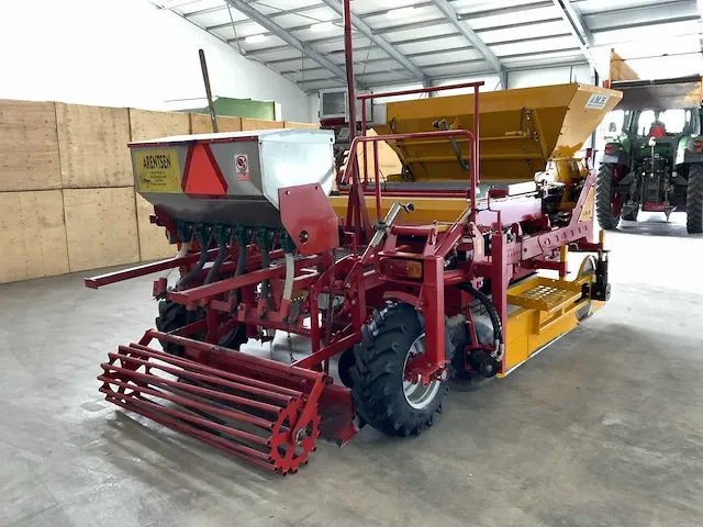 2009 m-h mp 1500/1800 multi bootplanter - afbeelding 23 van  40