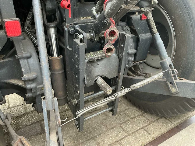 2009 massey ferguson 1547 smalspoor- en compacttractor - afbeelding 4 van  25