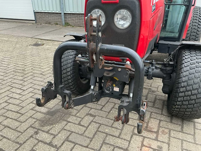 2009 massey ferguson 1547 smalspoor- en compacttractor - afbeelding 21 van  25