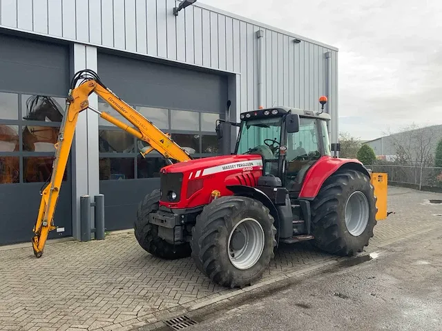 2009 massey ferguson 6480 tractor met herder mbk 518ls maaiarm - afbeelding 12 van  32