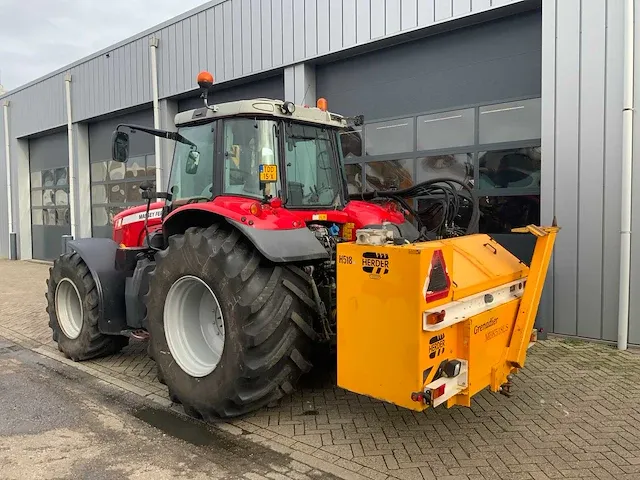 2009 massey ferguson 6480 tractor met herder mbk 518ls maaiarm - afbeelding 27 van  32