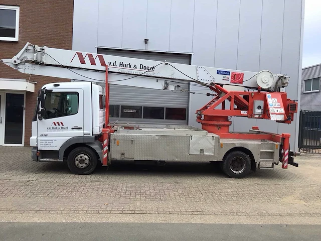 2009 mercedes atego met klaas k25-30ts hijskraan - afbeelding 1 van  26
