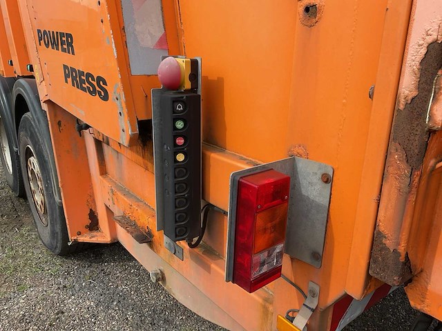 2009 mercedes-benz actros 2532 vuilnisauto - afbeelding 21 van  24