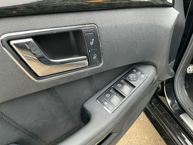 2009 mercedes-benz e-klasse 350cdi personenauto - afbeelding 13 van  36