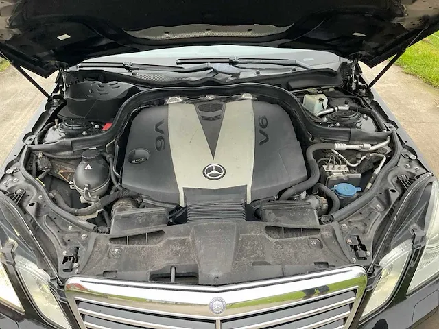 2009 mercedes-benz e-klasse 350cdi personenauto - afbeelding 28 van  36
