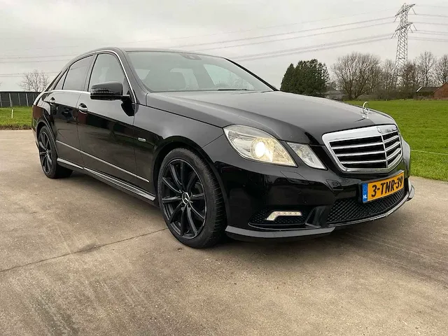 2009 mercedes-benz e-klasse 350cdi personenauto - afbeelding 23 van  36
