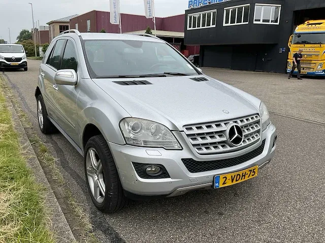 2009 mercedes-benz m-klasse - 320 cdi personenauto - afbeelding 19 van  24