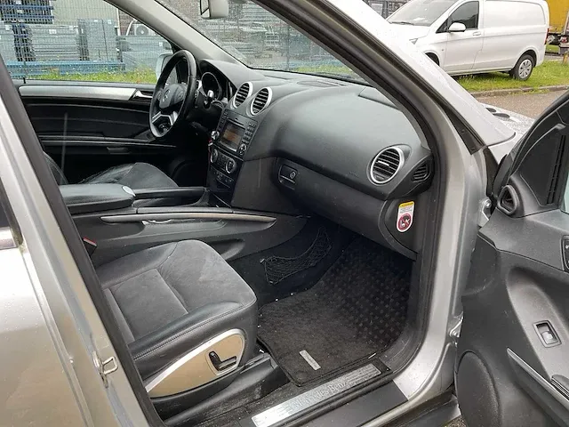 2009 mercedes-benz m-klasse - 320 cdi personenauto - afbeelding 23 van  24