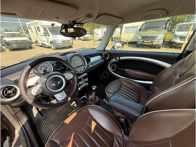 2009 mini mini clubman personenauto - afbeelding 7 van  8